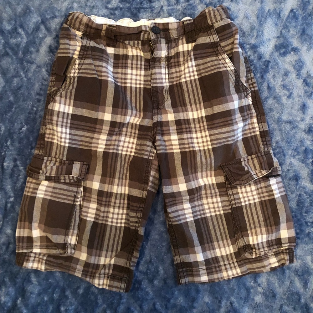 Boys Old Navy shorts size 14